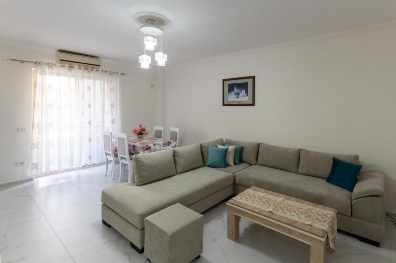Comfortable Apartment Next To The Beach Dıraç Dış mekan fotoğraf